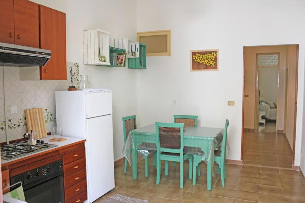 Sicilia Nica - Appartamento Privato A Cinisi Luaran gambar